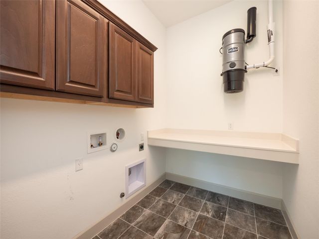 13503 Carpenter LN, Manchaca, TX 78652