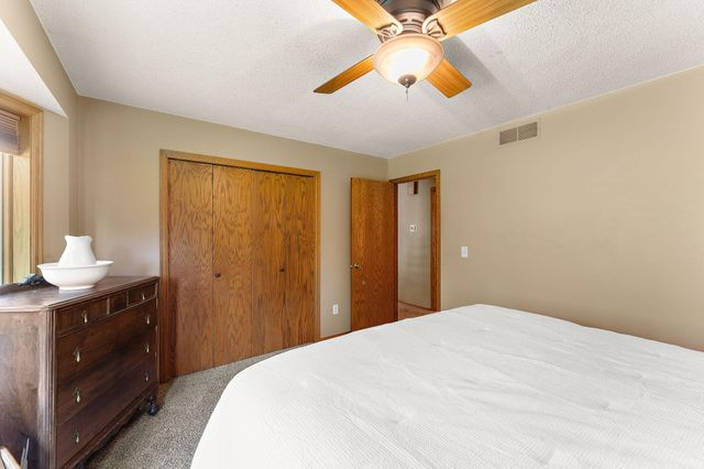 7775 Grinnell Way, Lakeville, MN 55044