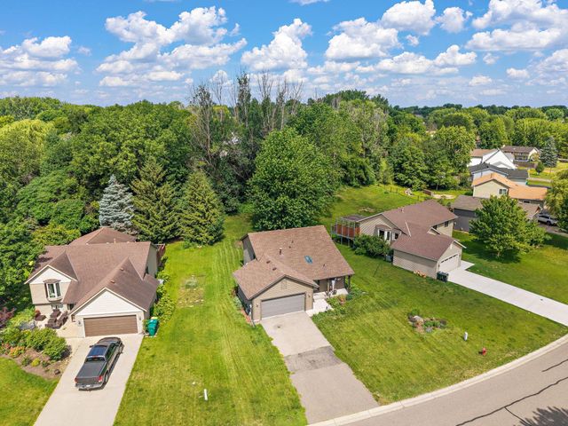 7775 Grinnell Way, Lakeville, MN 55044