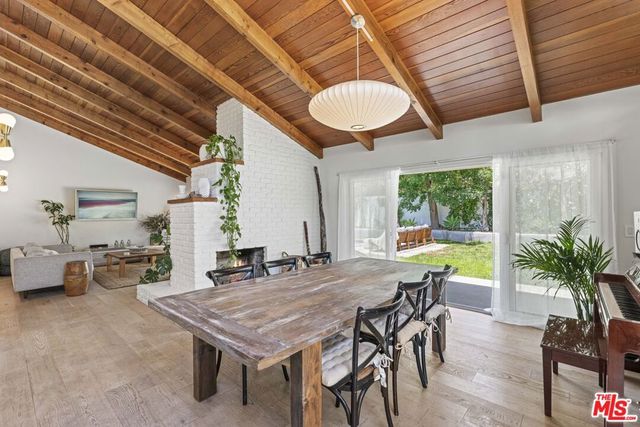 23023 Gainford Street, Los Angeles, CA 91364