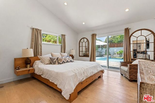 23023 Gainford Street, Los Angeles, CA 91364