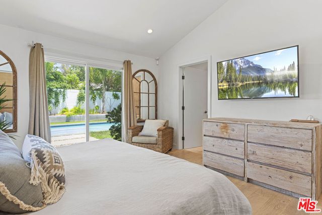 23023 Gainford Street, Los Angeles, CA 91364