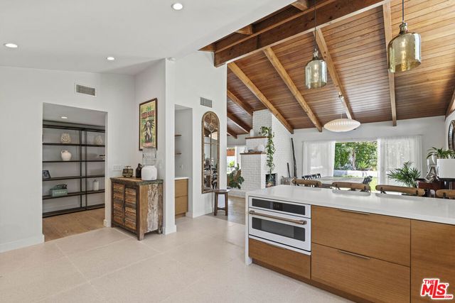 23023 Gainford Street, Los Angeles, CA 91364