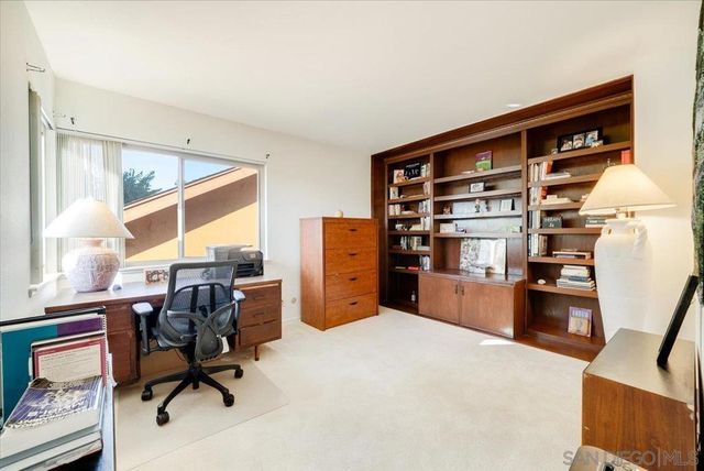 872 Oro Grande Street, Oceanside, CA 92057