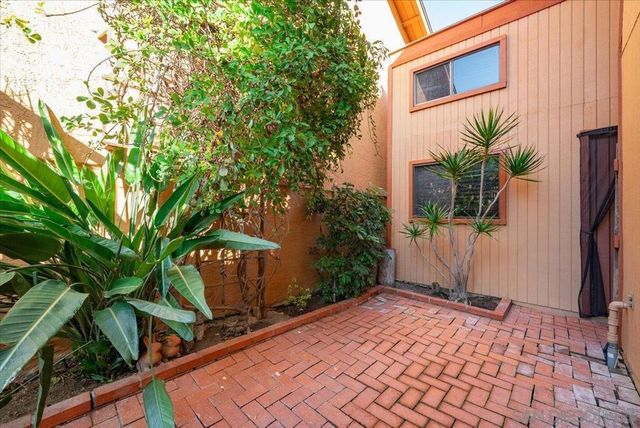 872 Oro Grande Street, Oceanside, CA 92057