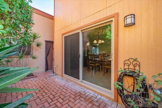 872 Oro Grande Street, Oceanside, CA 92057