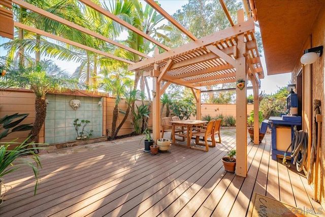 872 Oro Grande Street, Oceanside, CA 92057