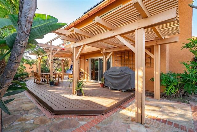 872 Oro Grande Street, Oceanside, CA 92057