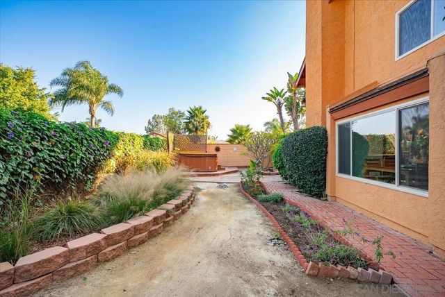 872 Oro Grande Street, Oceanside, CA 92057