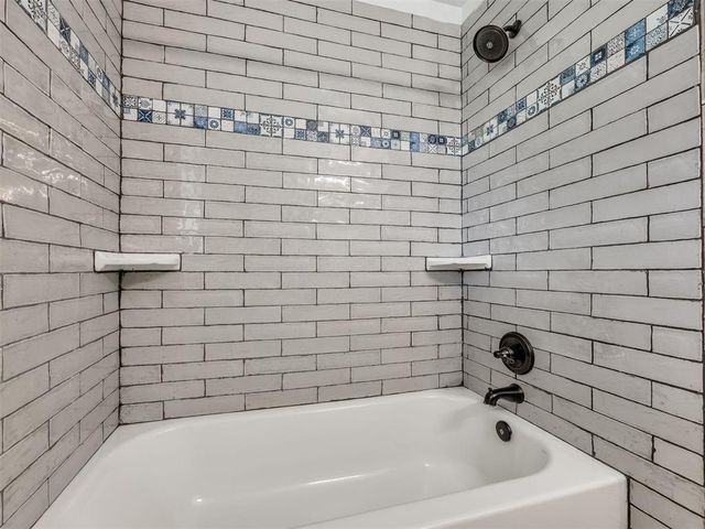 16104 Cantera Creek Drive, Edmond, OK 73013