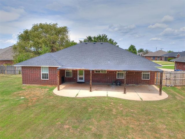 16104 Cantera Creek Drive, Edmond, OK 73013