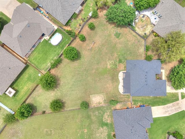 16104 Cantera Creek Drive, Edmond, OK 73013