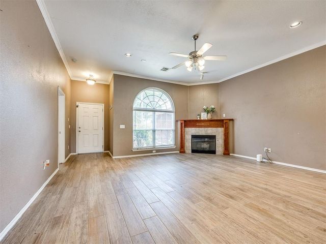 16104 Cantera Creek Drive, Edmond, OK 73013