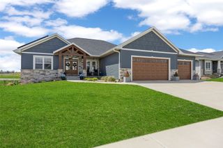 1601 Heartland Street, Fairfax, IA 52228
