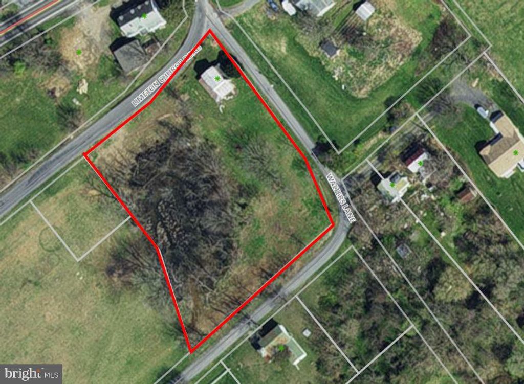 32 WALTERS LN, Bentonville, VA 22610