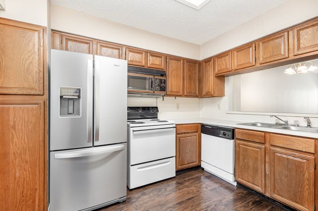 5740 Martel Avenue B3, Dallas, TX 75206