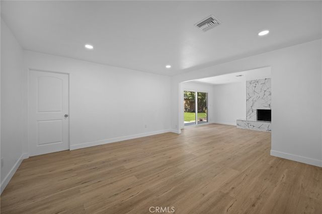 7848 Chastain Avenue, Reseda, CA 91335