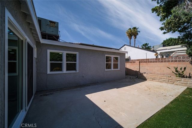 7848 Chastain Avenue, Reseda, CA 91335