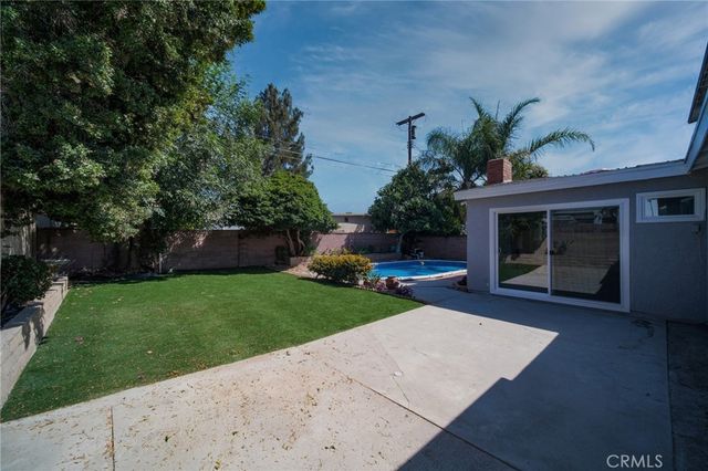 7848 Chastain Avenue, Reseda, CA 91335