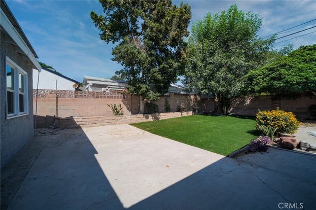 7848 Chastain Avenue, Reseda, CA 91335