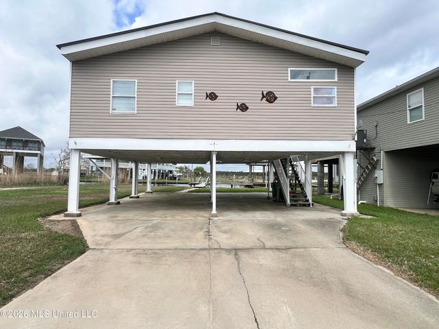 11045 Idaho Street, Bay Saint Louis, MS 39520