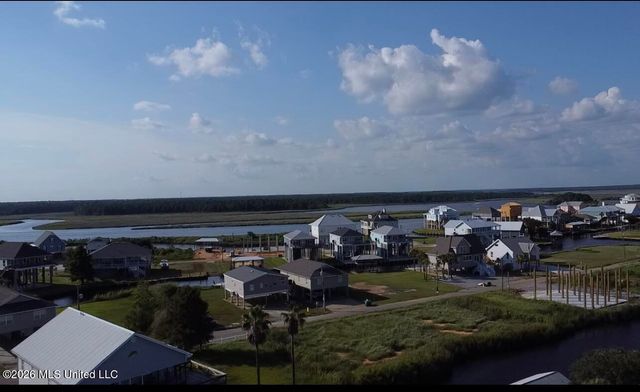 11045 Idaho Street, Bay Saint Louis, MS 39520