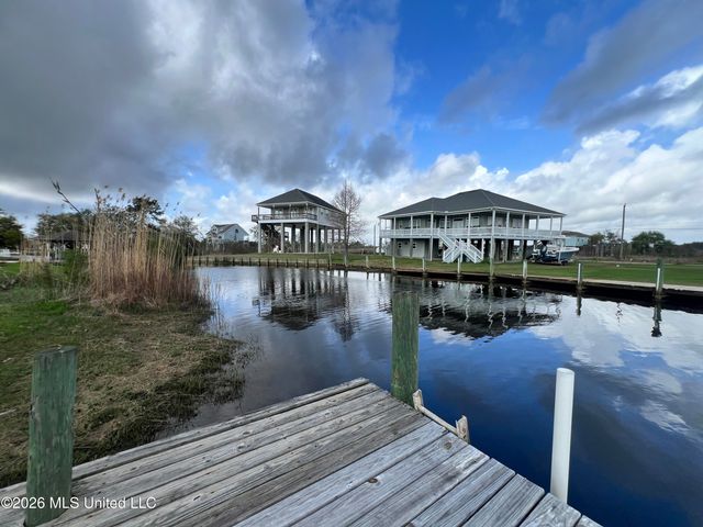 11045 Idaho Street, Bay Saint Louis, MS 39520