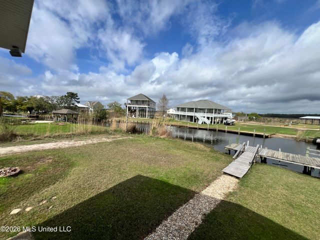 11045 Idaho Street, Bay Saint Louis, MS 39520