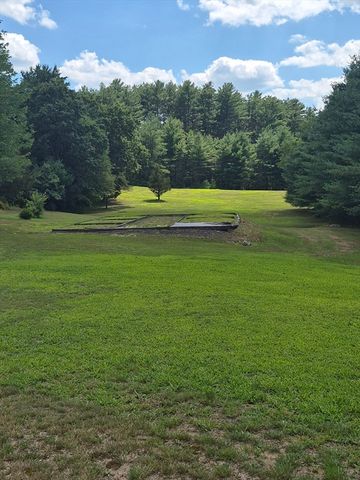 9 South Street, Upton, MA 01568