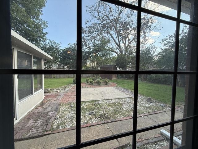 7637 CROSS VILLAGE DR, Germantown, TN 38138