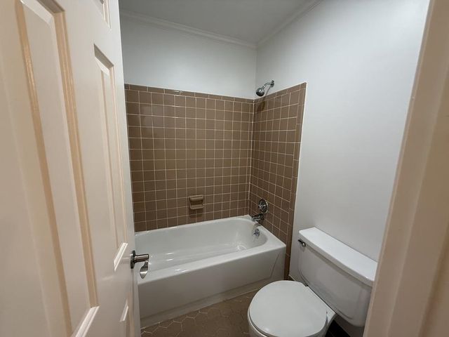 7637 CROSS VILLAGE DR, Germantown, TN 38138
