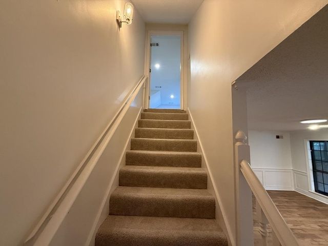 7637 CROSS VILLAGE DR, Germantown, TN 38138