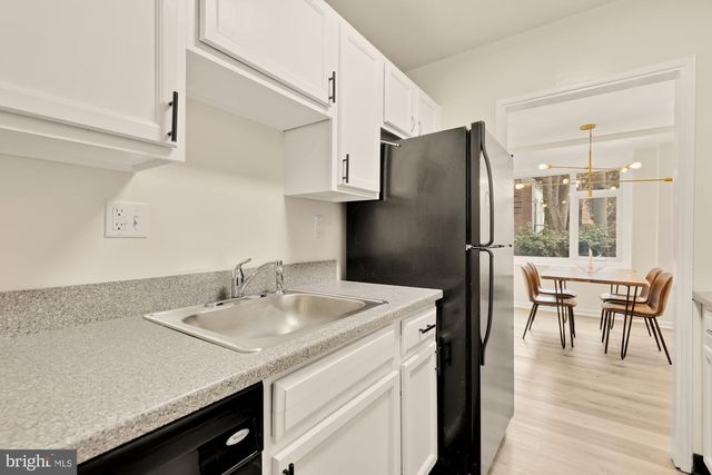 1545 18th St NW Unit 111, Washington, DC 20036