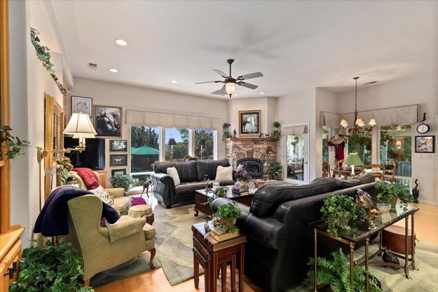 4558 Country View Ct, Cool, CA 95614