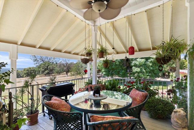 4558 Country View Ct, Cool, CA 95614