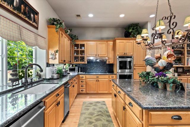 4558 Country View Ct, Cool, CA 95614