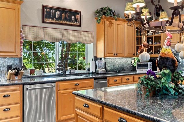 4558 Country View Ct, Cool, CA 95614