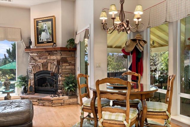 4558 Country View Ct, Cool, CA 95614