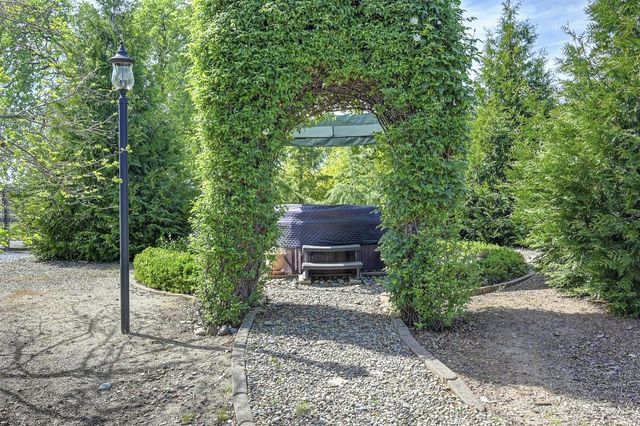 4558 Country View Ct, Cool, CA 95614