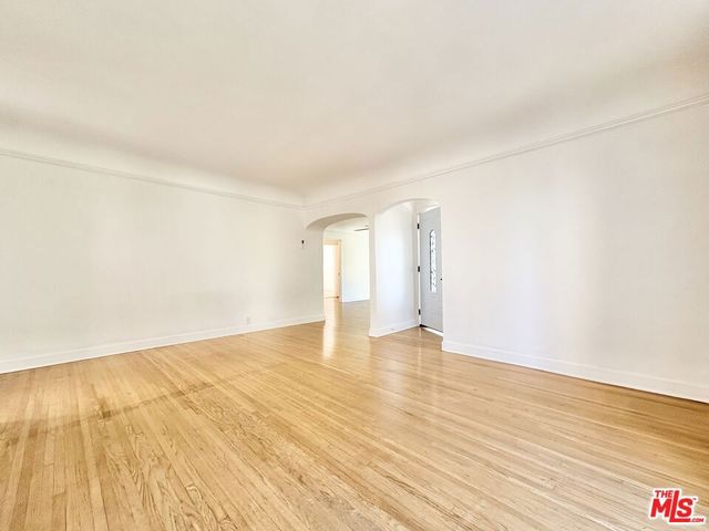 1450 S Hayworth Avenue, Los Angeles, CA 90035
