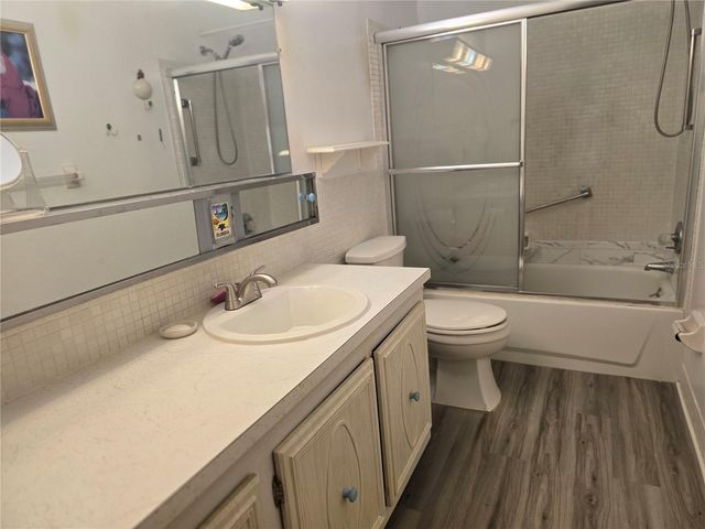 5356 81ST STREET N 15, St Petersburg, FL 33709