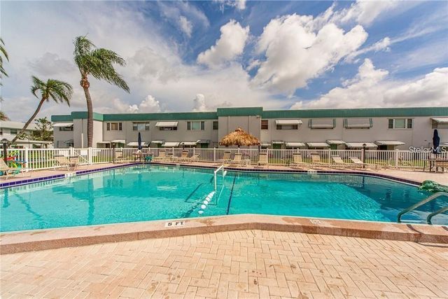 5356 81ST STREET N 15, St Petersburg, FL 33709