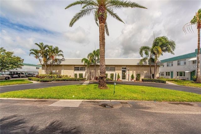 5356 81ST STREET N 15, St Petersburg, FL 33709