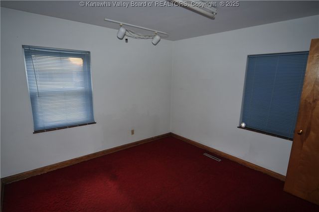 520 22nd Street, Dunbar, WV 25064