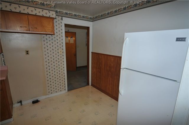 520 22nd Street, Dunbar, WV 25064