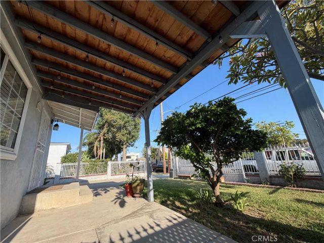 129 E Pomona, Monrovia, CA 91016