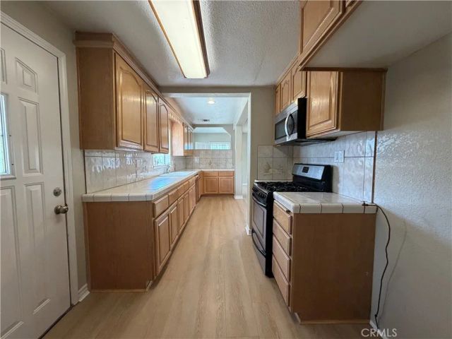 129 E Pomona, Monrovia, CA 91016