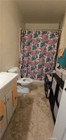 700 W 77th, Los Angeles, CA 90044