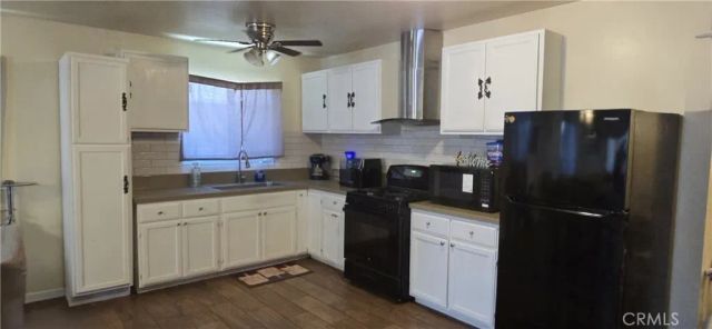 700 W 77th, Los Angeles, CA 90044