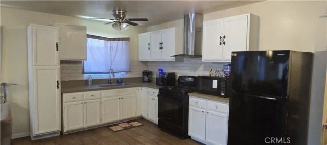 700 W 77th, Los Angeles, CA 90044